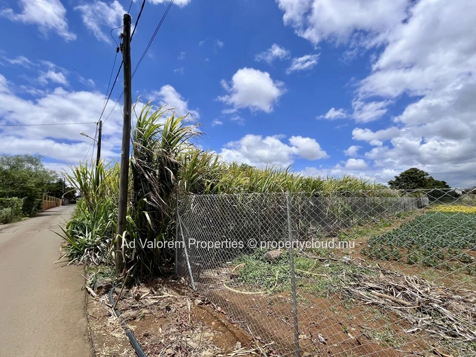 Residential Land for Sale – 780 m² (18 perches)