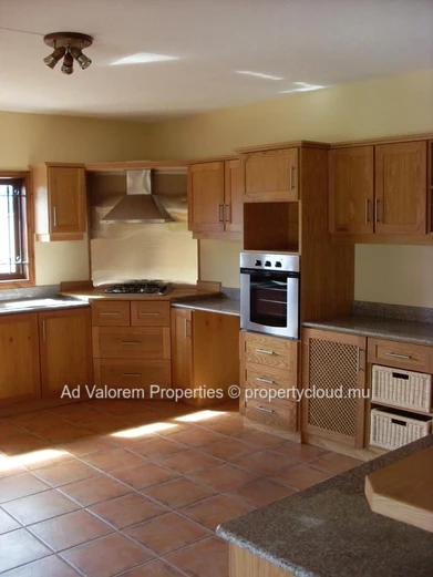 House for sale in Tamarin