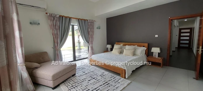 Beautiful house for sale in Tamarin