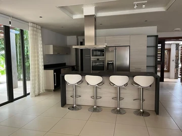 3 Bedroom Townhouse, Duplex