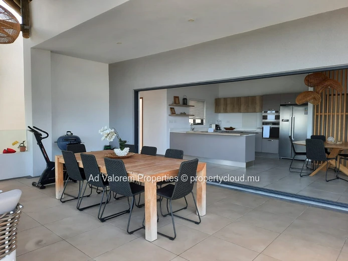 Beachfront Penthouse for sale in Black River 
