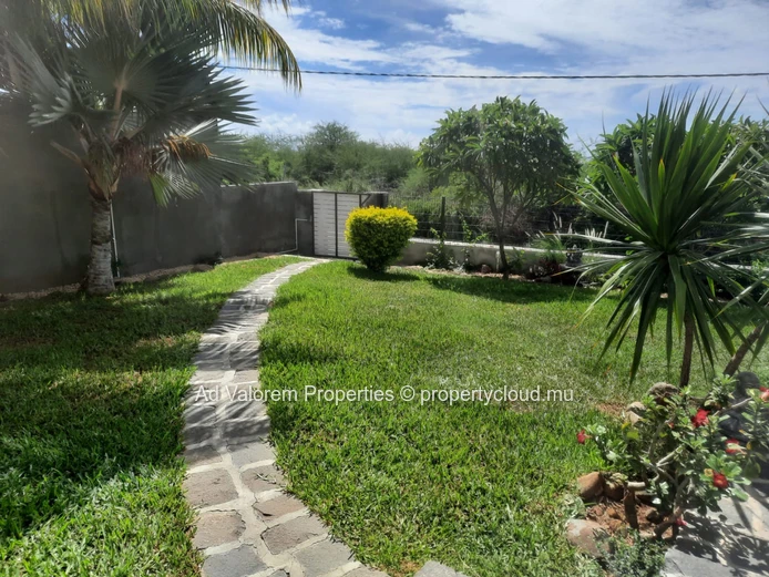 House for sale in Tamarin