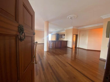 4 Bedroom Apartment