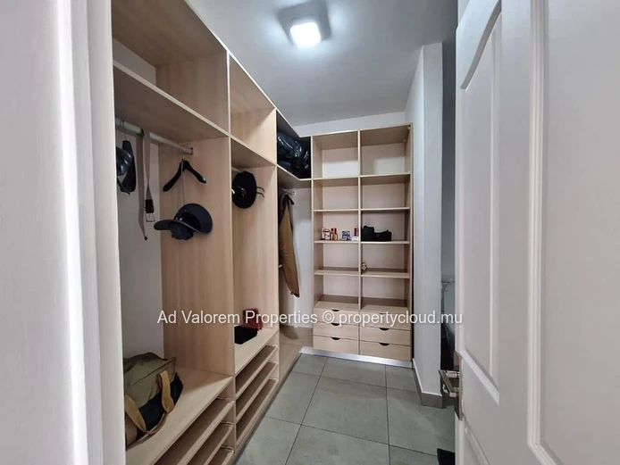 Apartment for sale in Sodnac  (Sole Mandate)