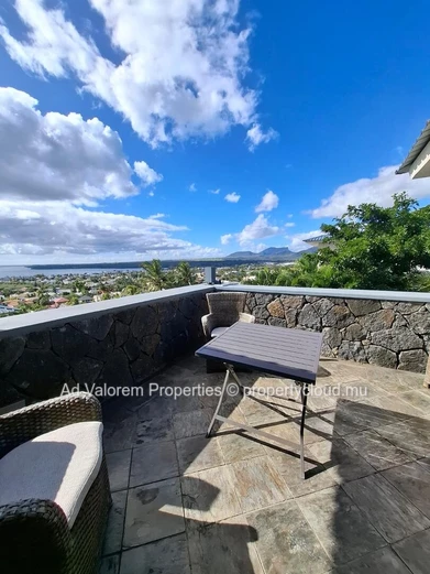 House for sale in Tamarin