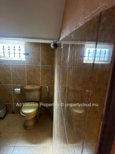 For Rent – Charming Family Home with Sea View in Flic en Flac