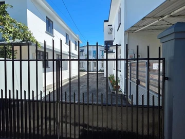 3 Bedroom Townhouse, Duplex