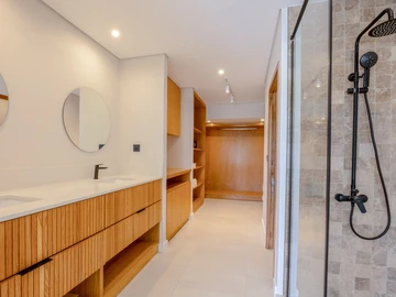 3 Bedroom Townhouse, Duplex