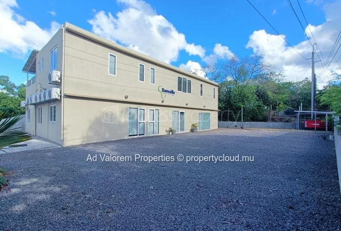 For Rent – Self-Contained 34 m² Office (Ground Floor)