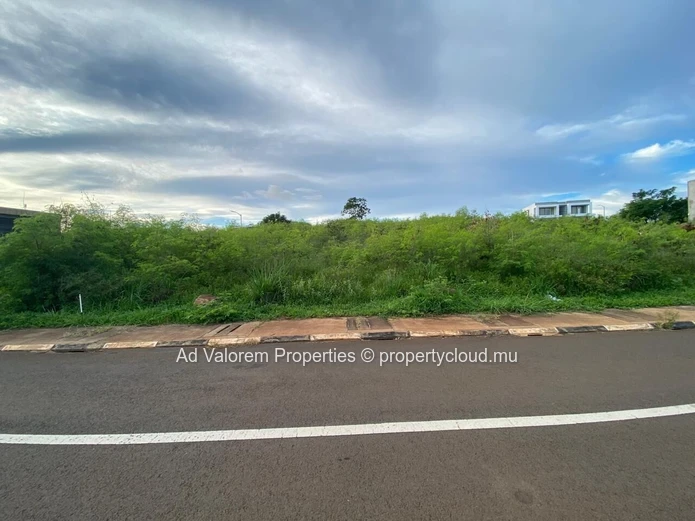 Sea View Plot in Albion