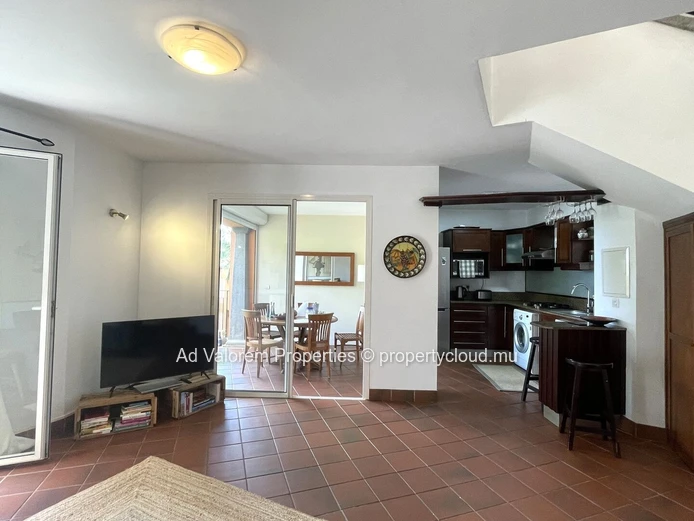 Duplex de deux chambres à louer - Vue dégagée sur la rivière (Mandat exclusif)