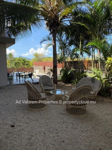 Duplex for sale in Black River 
