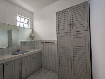 7 Bedroom House