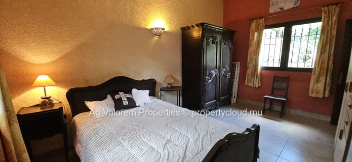 Beautiful family home for sale in a calm area of Floreal