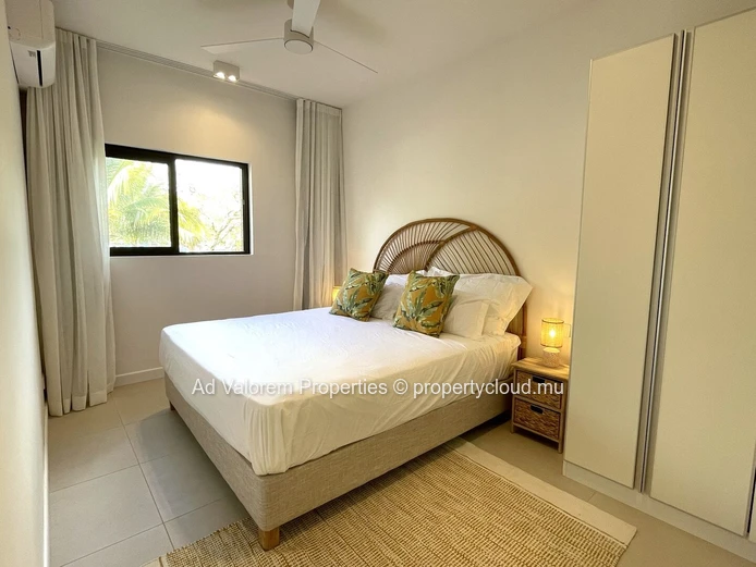 New 2-bedroom apartment with swimming pool – Secure residence in Beau Plan Smart City