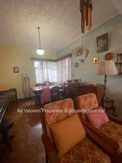 A unique opportunity: Renovate and Revive a classic home in Quatre Bornes