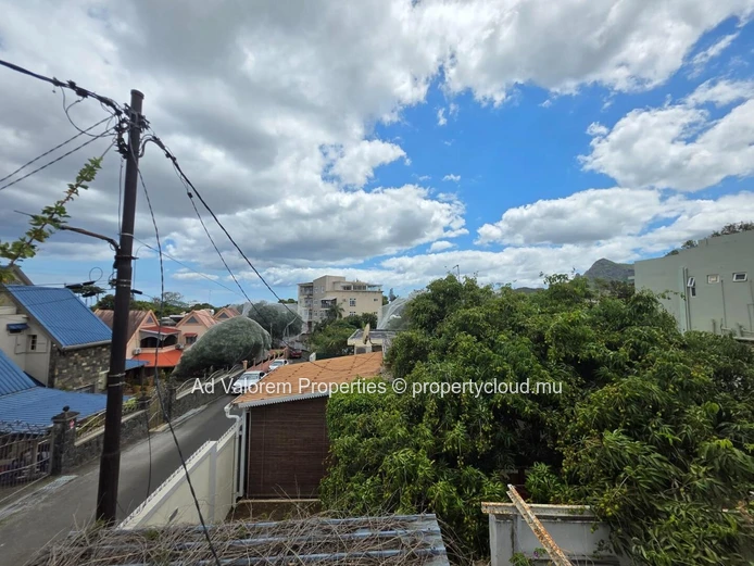 Charming one-bedroom studio for rent – Beau Bassin