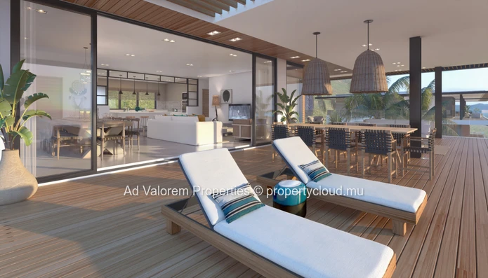 Resale - Upcoming Availability of a Penthouse with Scenic Panorama - Tamarin