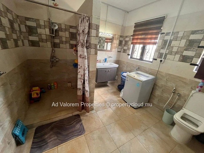  FOR SALE – Two-Storey House – Coromandel