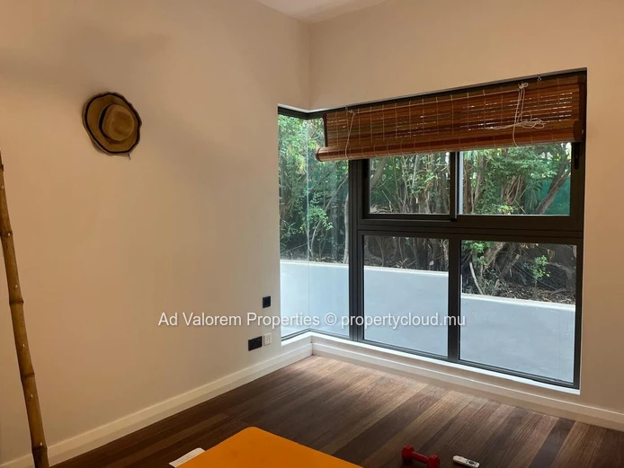 Apartment for sale in Black River
