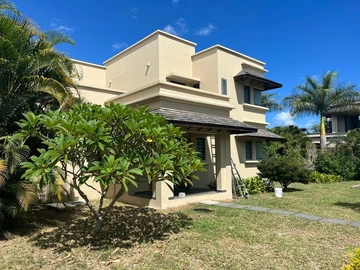 5 Bedroom Villa