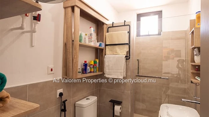 For Rent – Stunning 2-Bedroom Apartment in Flic en Flac