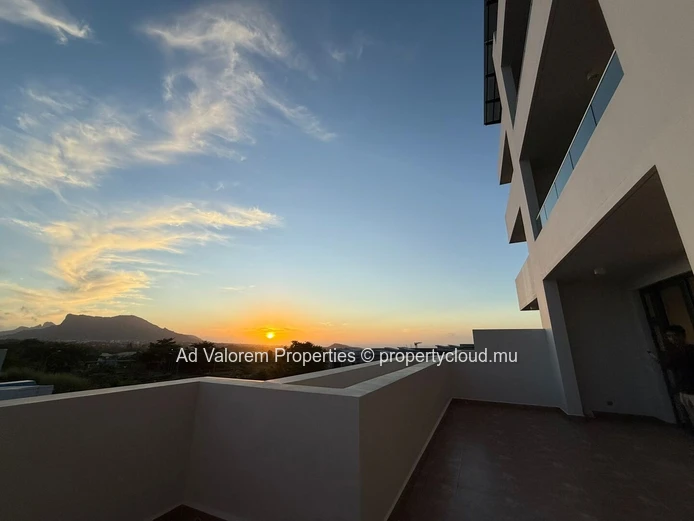 FOR RENT – Modern Apartment with Open Views | Bagatelle Hills