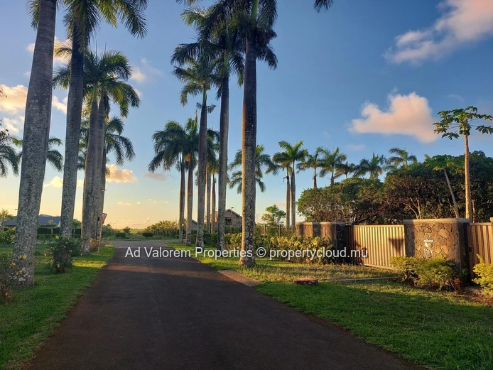 Modern 4-Bedroom House for Sale in Beau Plan with Private Pool