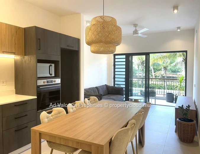 New 2-bedroom apartment with swimming pool – Secure residence in Beau Plan Smart City