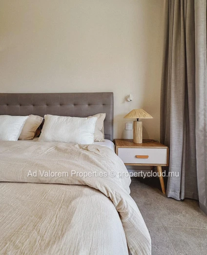 Beachfront Residences in Black River for rent (Sole Mandate)
