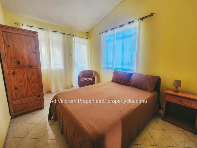Charming Mauritian-Style House for Rent in Prime Flic en Flac Location!