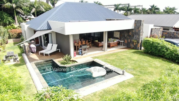 Modern 4-Bedroom House for Sale in Beau Plan with Private Pool