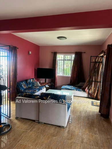 For Rent – Charming Family Home with Sea View in Flic en Flac