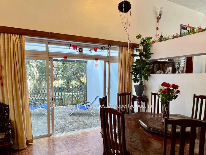 Large house for sale - Balfour, Beau Bassin.