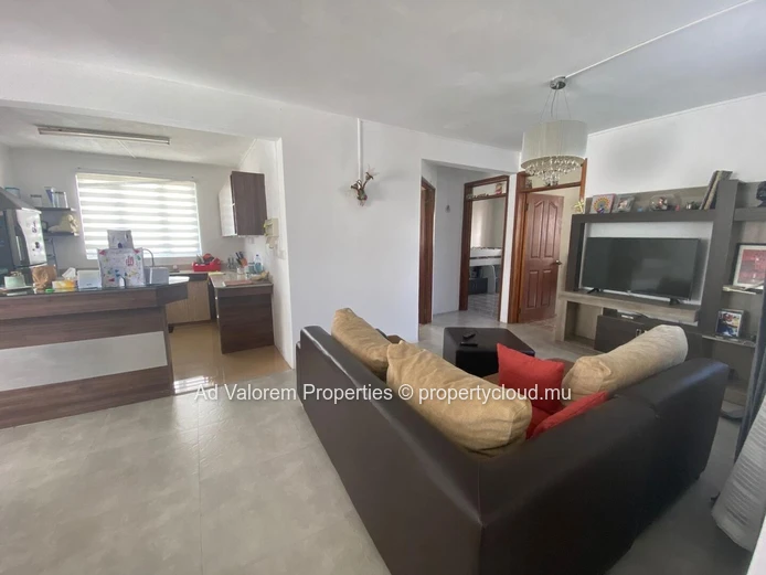 House for Sale in Candos – Ideal for a Multigenerational Family