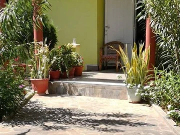 9 Bedroom Villa