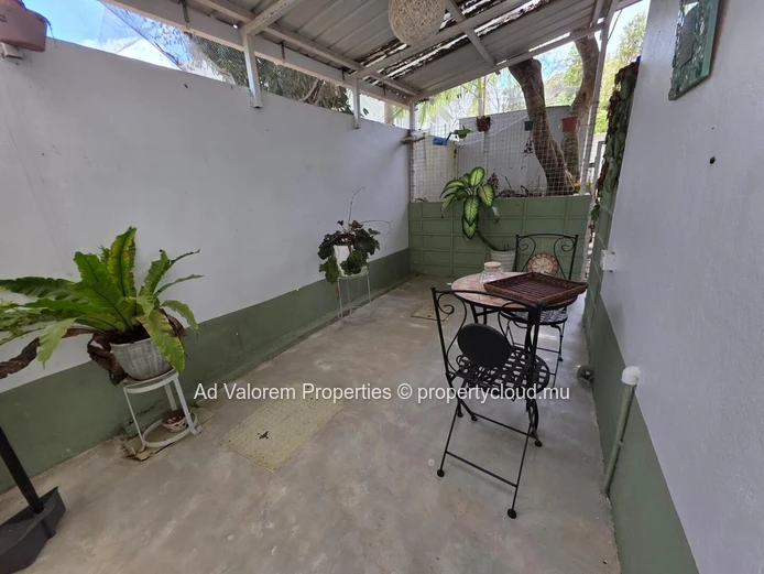 Charming one-bedroom studio for rent – Beau Bassin