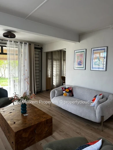 ?? Tastefully Renovated House for Rent – Cascavelle