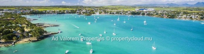 For Sale – Bright Penthouse with Panoramic Views in Grand Baie!
