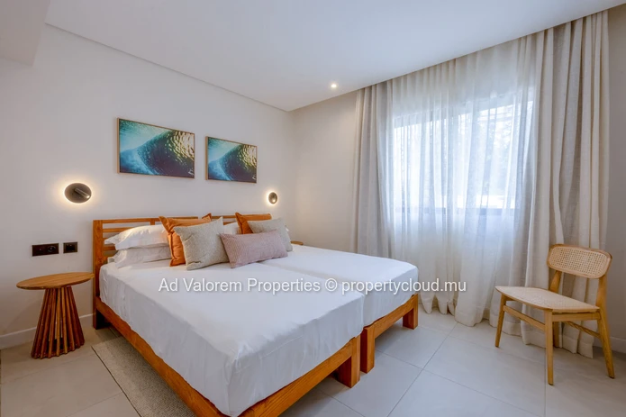 Exceptional Beachfront Duplex for Sale – Black River