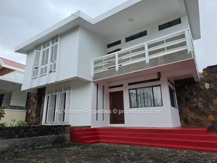 Charming Family Home for Sale or Rent – Beau Bassin